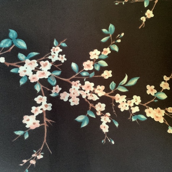 Cynthia Rowley‎ Black Floral Pants - Picture 3 of 6